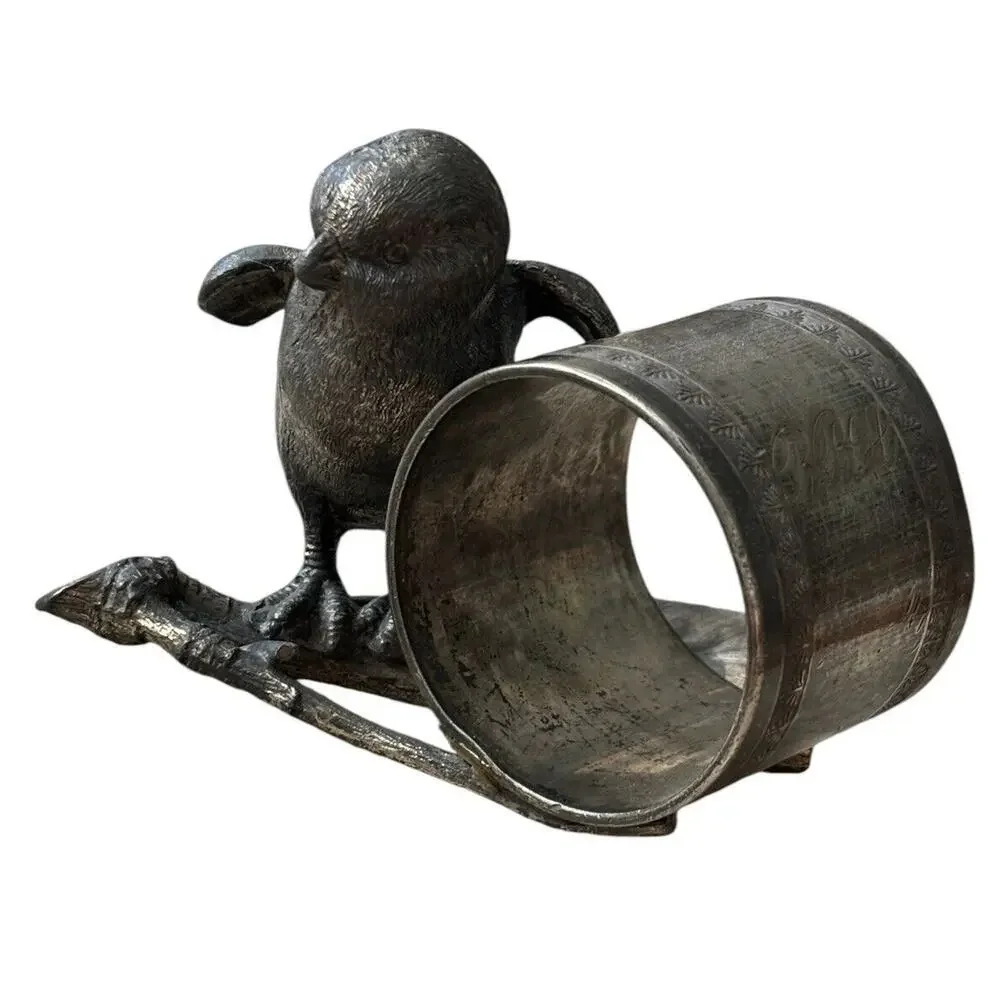 VICTORIAN FIGURAL BIRD BABY CHICK On Branch Leaf SILVERPLATE NAPKIN RING Antique